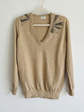 Wallace 100% Merino Wool Embellished Shoulders V Neck Beige Sweater Women Size M